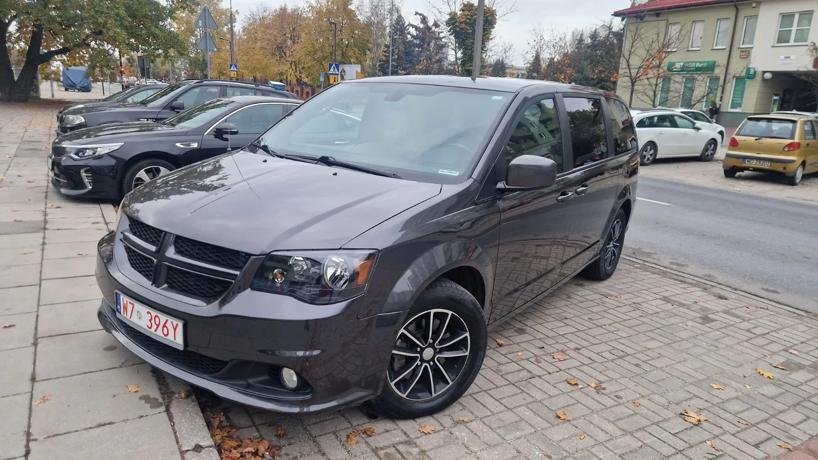Dodge Grand Caravan Szary W7